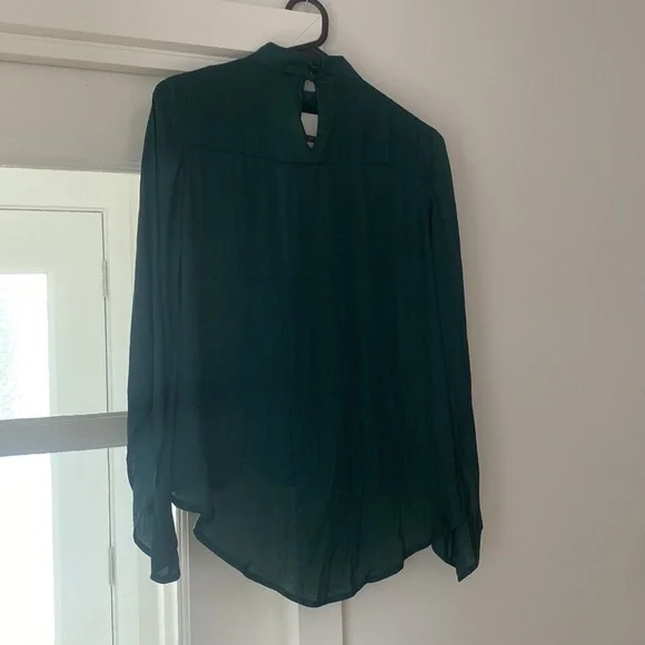 Bardot green silky top - Size 6 - Picture 4 of 5